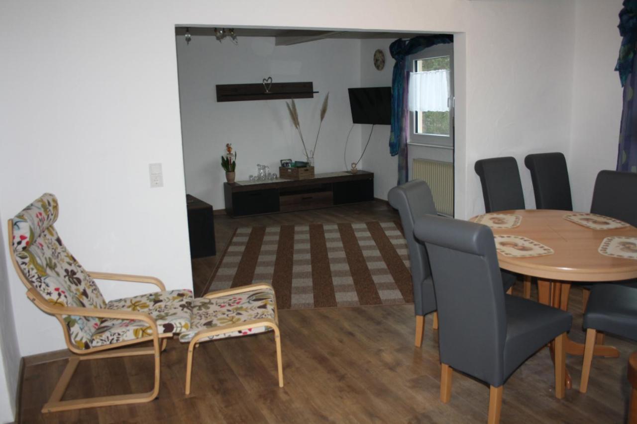 Chiaras Ferienwohnung Heusweiler Eksteriør billede